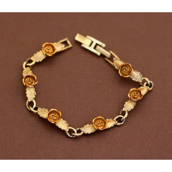 Vintage Vivid Roses Gold Tone Bracelet 7 1/4 inch by Avon - U5 - Picture 1 of 3